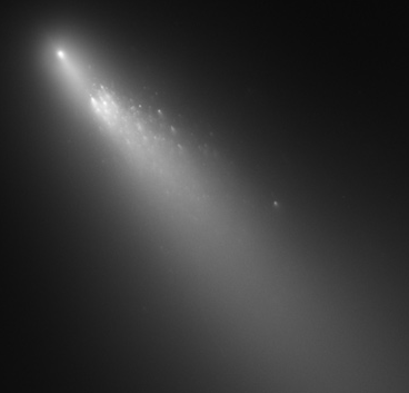 Hubble witnesses the 2006 fragmentation event. Image Credit and Copyright: NASA/HST/STScI