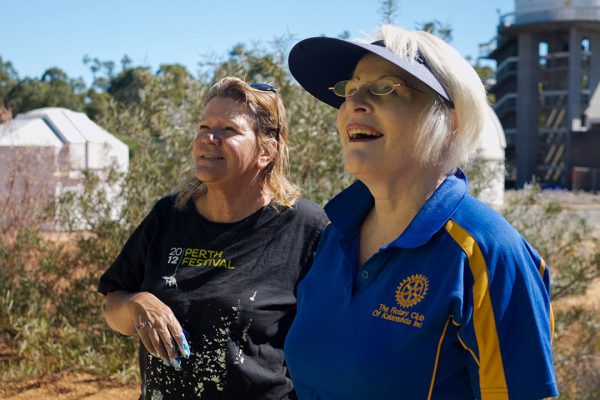 Artist Sharyn Egan and Dee Buckland from Rotary Kalamunda. Image Credit: Edwin Sitt