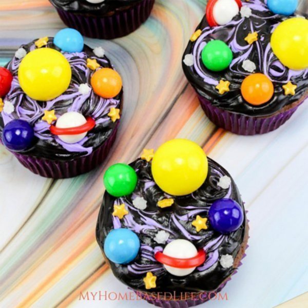 Galaxy Cupcakes. Image Credit: myhomebasedlife.com