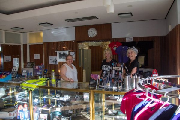 Julie with Cathy (left) and Diana (Right) in the Astroshop. Image Credit: Geoff Scott