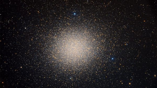 Omega Centauri. Image Credit: Perth Observtory Volunteer Andrew Lockwood