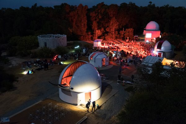Telescope viewing area during the ABC Stargazing Live record attempt. Image Credit: Roger Groom